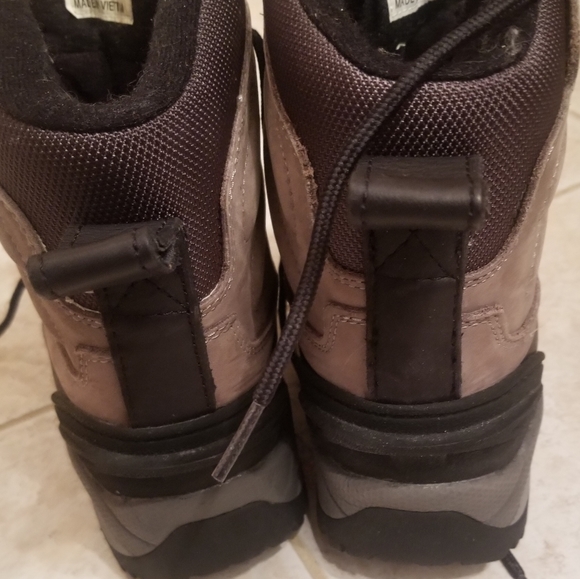 Wenger Thinsulate Swiss Army Winter/Hiking Boots - Picture 5 of 7